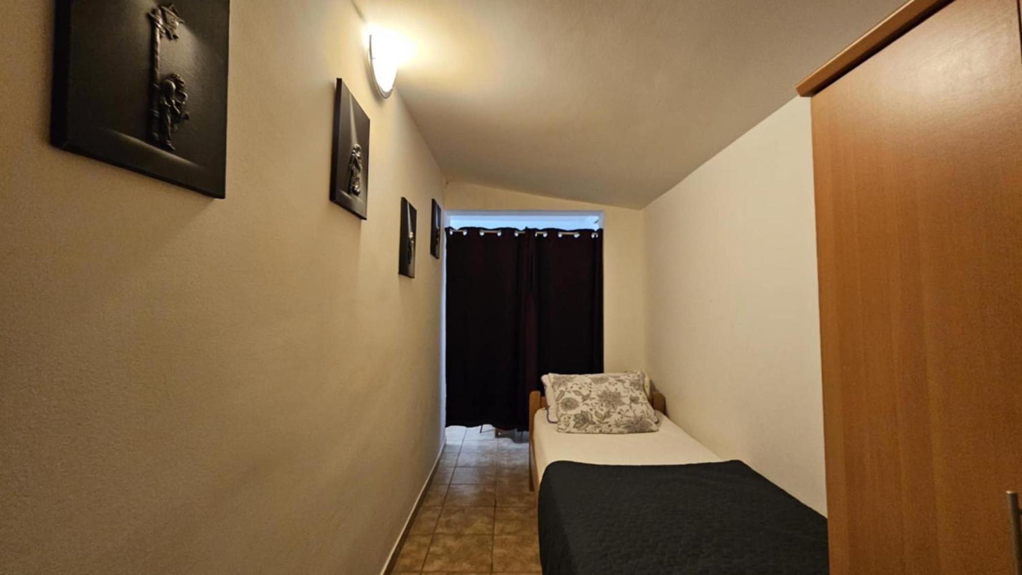 Apartments Betty Borik 罗维尼 外观 照片